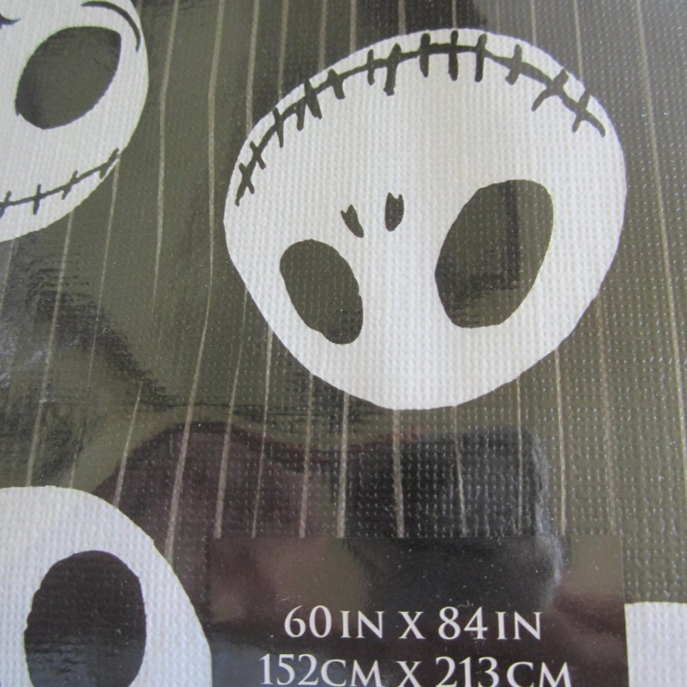 Disney Jack Skellington Nightmare Before Christmas PEVA Flannel Back Tablecloth - Picture 2 of 5